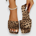 Maxine - Chic leopard-printet flad sandal