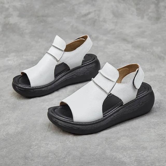 Samantha - sandaler med tyk sål og velcrolukning