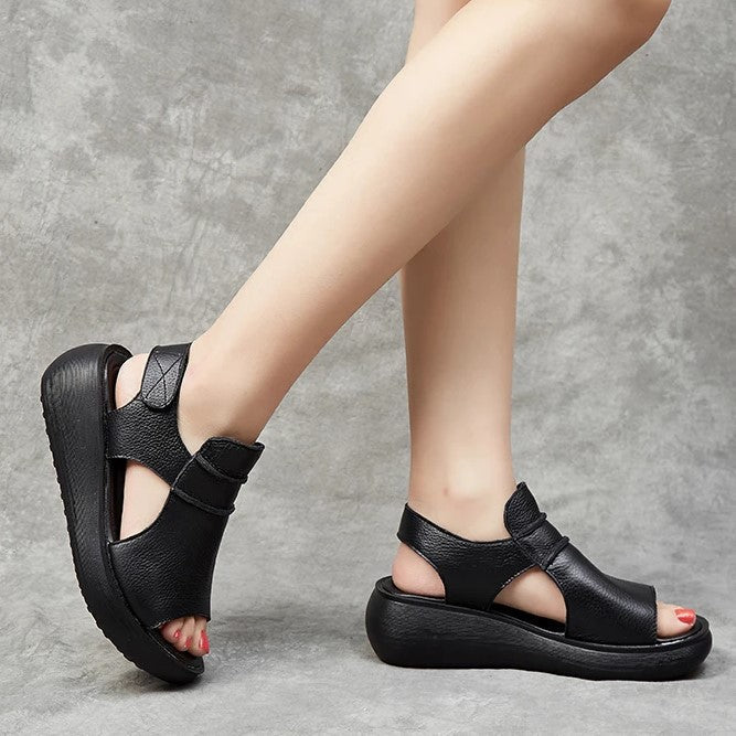 Samantha - sandaler med tyk sål og velcrolukning