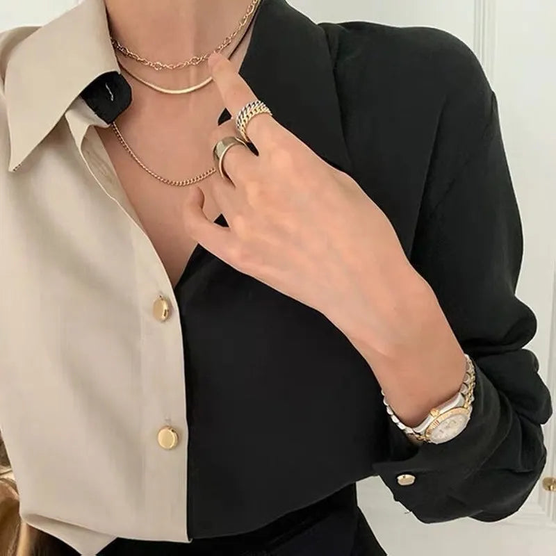 Bianca - Tofarvet silkebluse med kontrastkrave