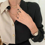 Bianca - Tofarvet silkebluse med kontrastkrave