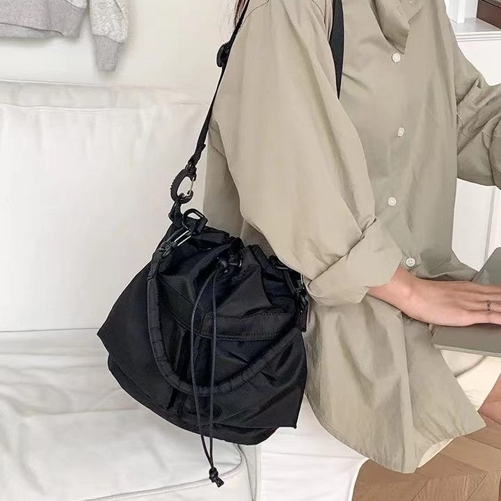 Devako Nylon taske med løbegang