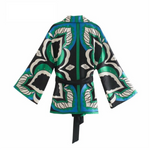 Naomi - sæt med grafisk print og kimono og shorts