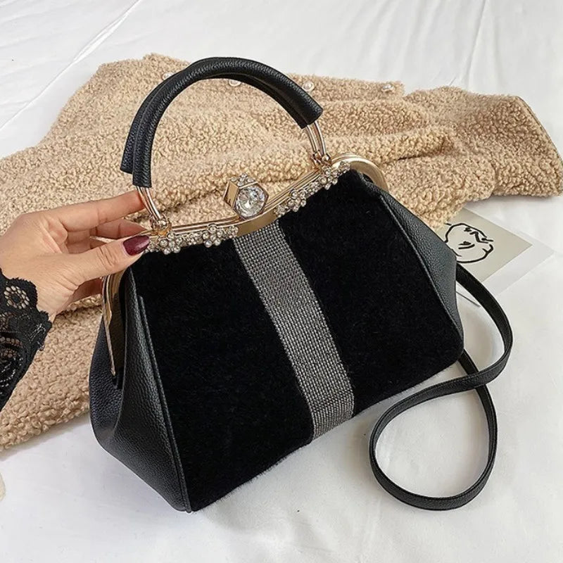 Ophelia - Vintage-Samt-Handtasche mit Magnetverschluss