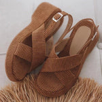 Amelia - Komfortable sandaler med en struktureret krydsrem