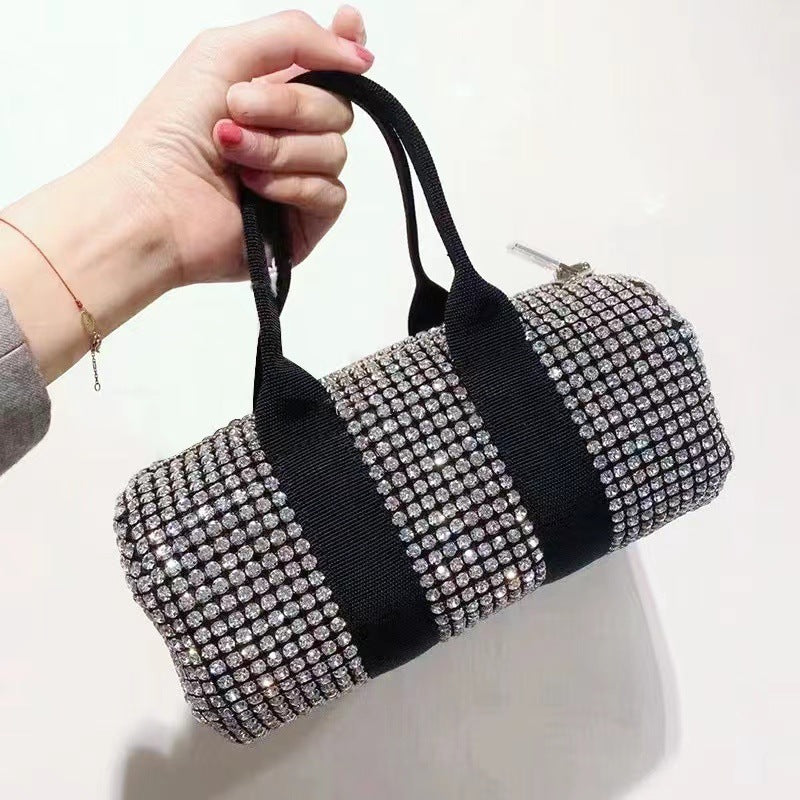 Nina - Barrel Bag Pyntet med Rhinestones