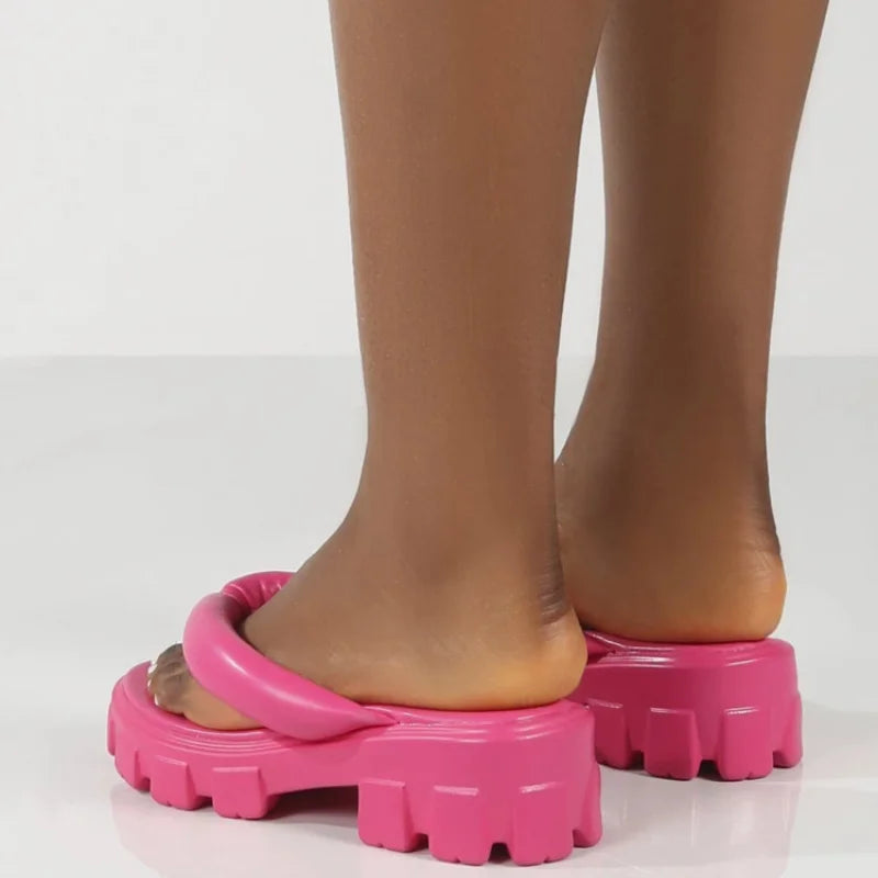 Valentina - Strand-Slides mit dicker Sohle