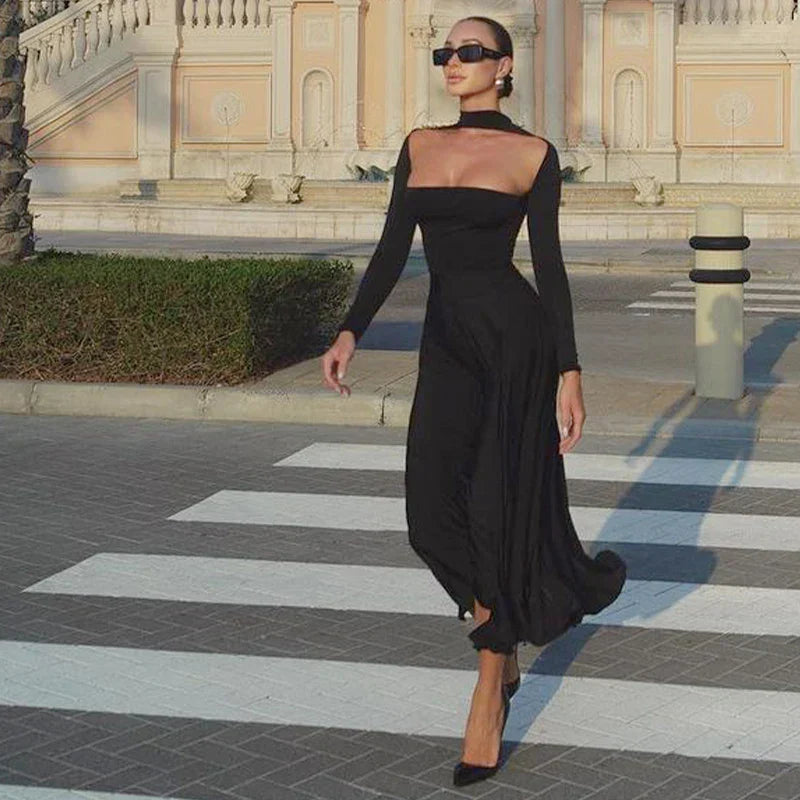 Mia - Off-the-shoulder maxikjole med tætsiddende ærmer