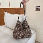 Leila - Oversized Leopard Print Skuldertaske