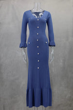 Ribstrikket Maxi Kjole med Knapper | Elegant & Figursyet | Tidløst Design