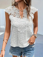 Stilfuld t-shirt til kvinder med blondedetaljer