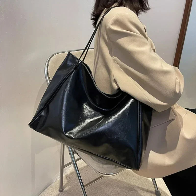 Lara Retro tote bag