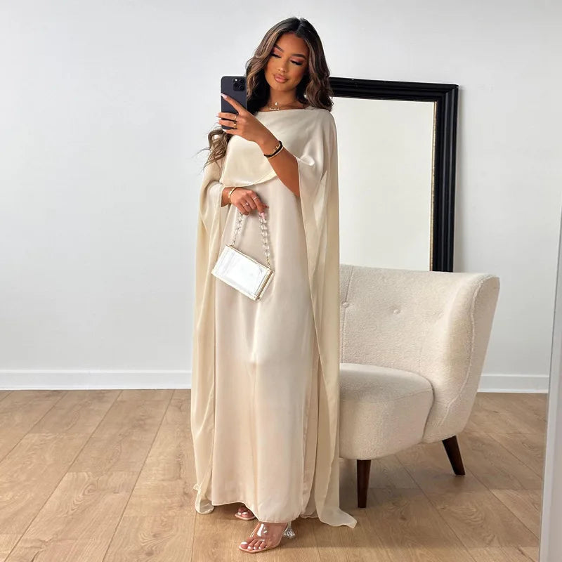 Jennifer - Elegant cape maxi kjole