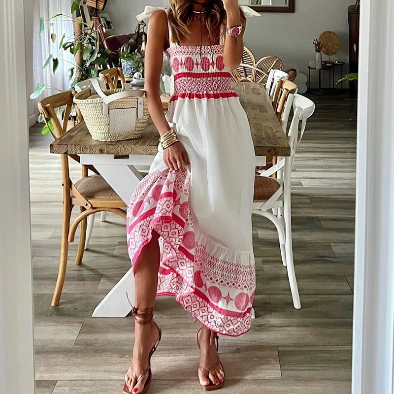 Seraphina - Bohemian maxikjole med broderet kant