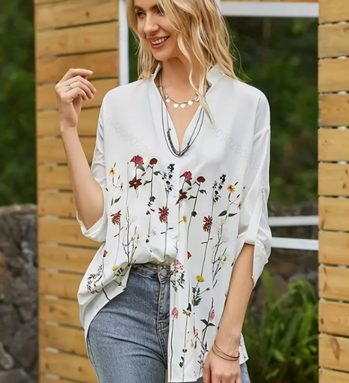 Hvid bluse med blomsterprint til kvinder