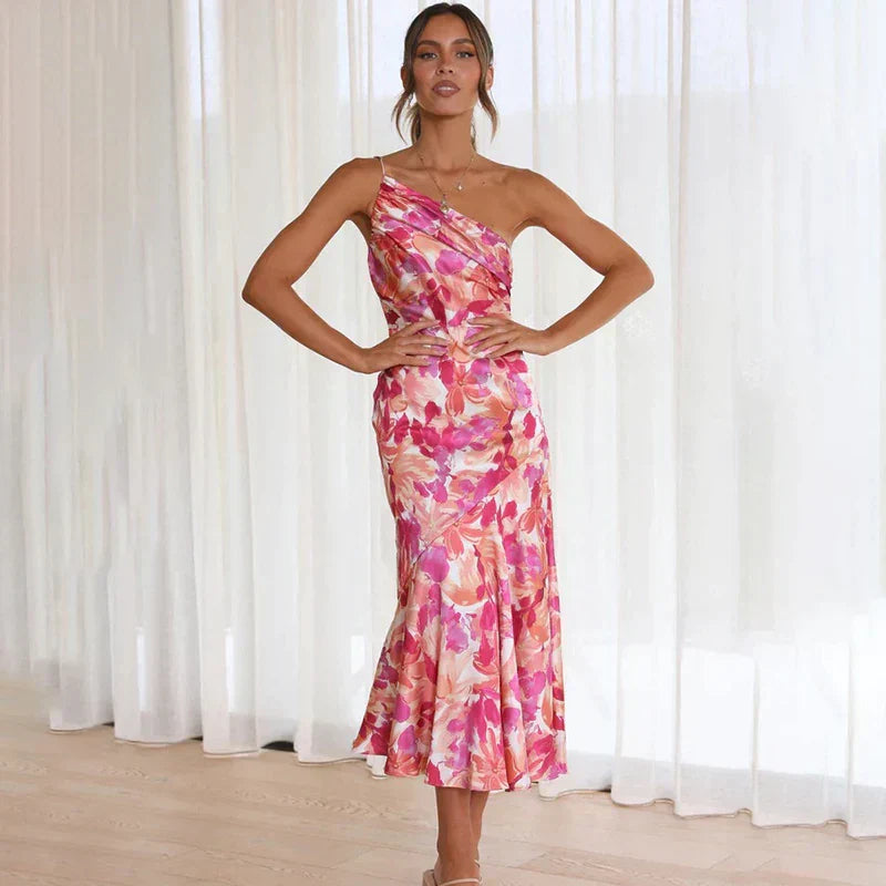 Stella - Kjole med blomsterprint - Iøjnefaldende stil