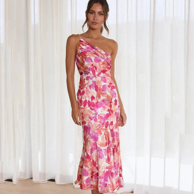 Stella - Kjole med blomsterprint - Iøjnefaldende stil