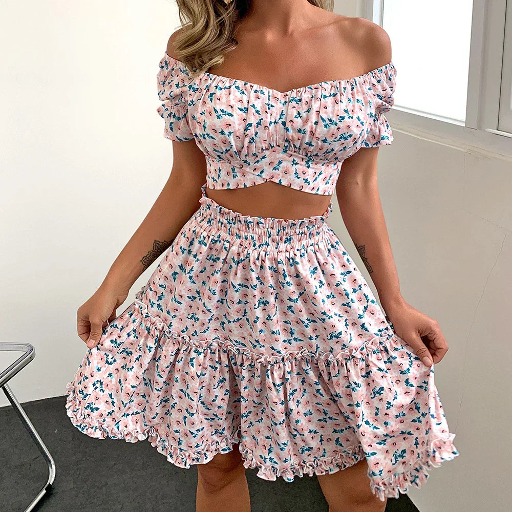 Aurelia - Blomstret boho crop top med flæseskørt