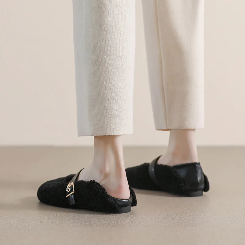 Lorelei - Forede loafers med lås og imiteret pels