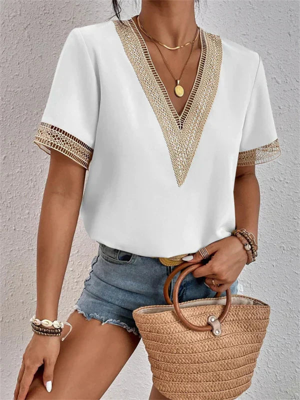 Sommerens elegante bluse med V-hals