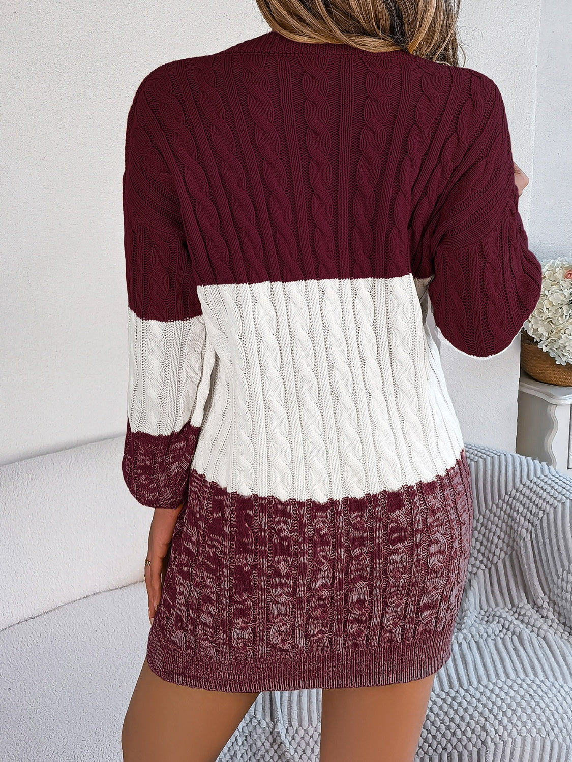 Strikket Sweaterkjole | Kabelstrik & Farveblok | Komfort & Stil