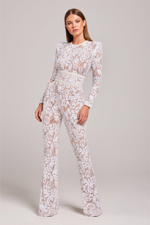 Blonde Jumpsuit | Sofistikeret Design | Feminin Elegance