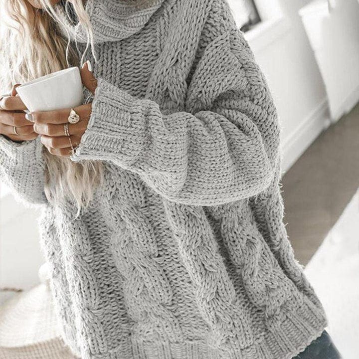 Betty - Oversized trøje med høj halsudskæring