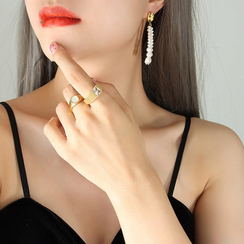 Valentina - Elegante flerstrengede perle-dråbeøreringe