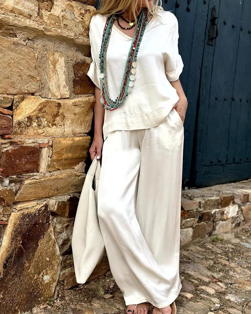 Benedikta - Bluse og Buksesæt med et elegant look