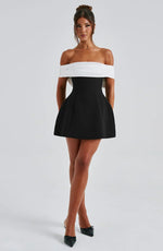 Off-Shoulder Mini Kjole | Elegant Snit | Moderne Festlook