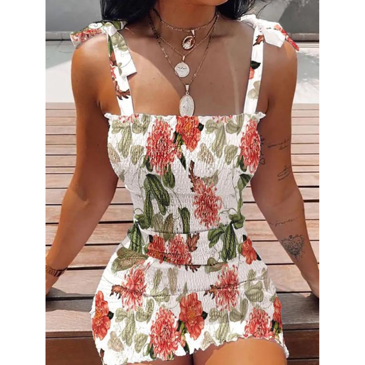 MODA hvid sommerkjole med blomsterprint og elastisk talje