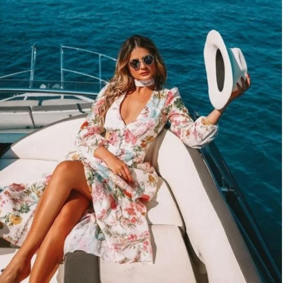 Samantha - Flowy maxikjole med fuldt blomsterprint