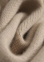 Elen - Rullekravesweater med knapstolpe