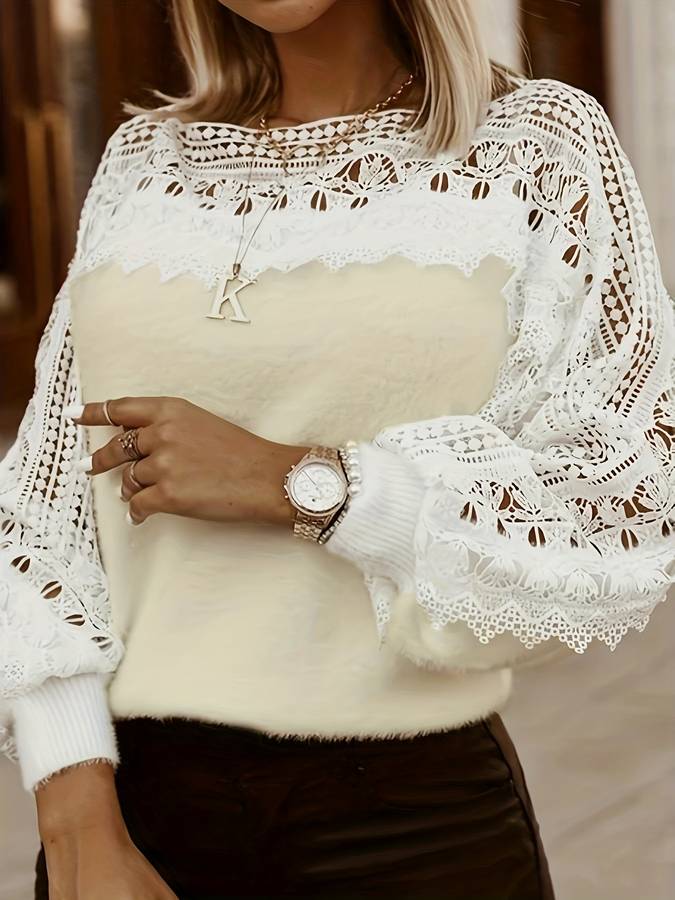 Langærmet T-shirt med udskårne blondesømme