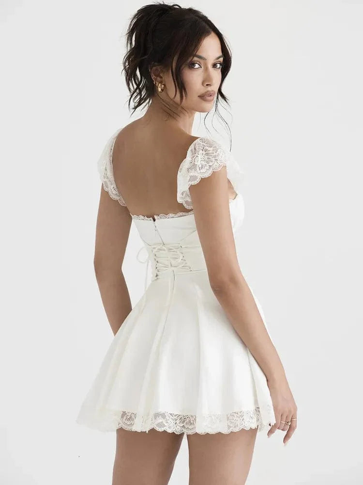 Kyra - Elegant kort midi-solkjole