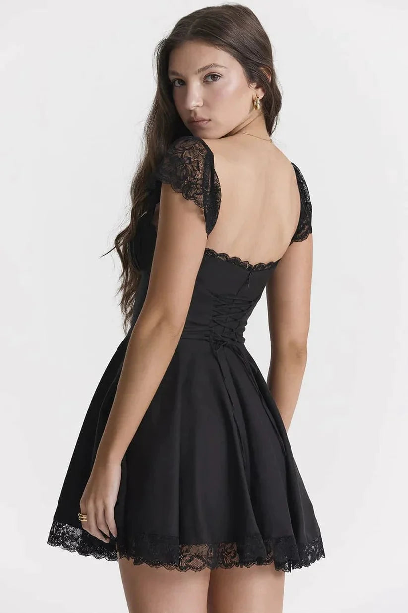 Kyra - Elegant kort midi-solkjole