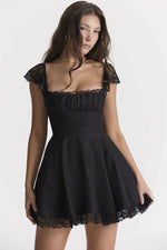 Kyra - Elegant kort midi-solkjole