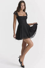 Kyra - Elegant kort midi-solkjole