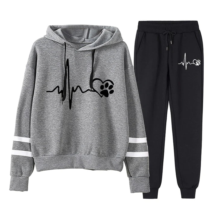 Lena | Pawlove Mission | Varm joggingdragt