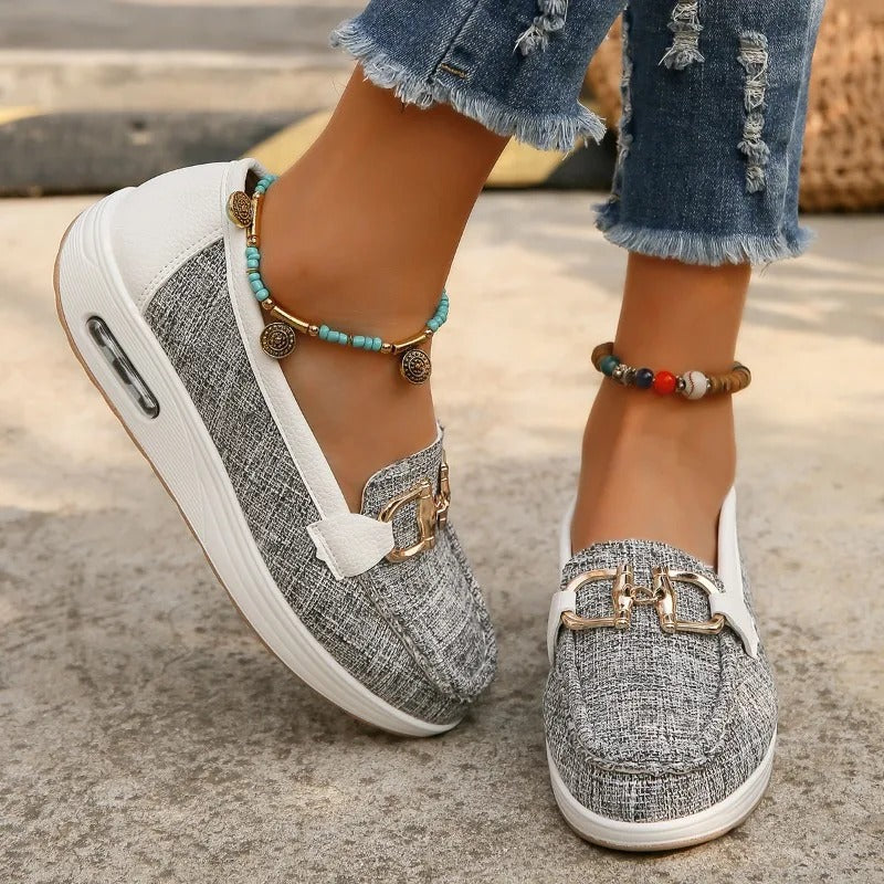 Eva - Chic tweed slip-on sneakers med spænde detalje