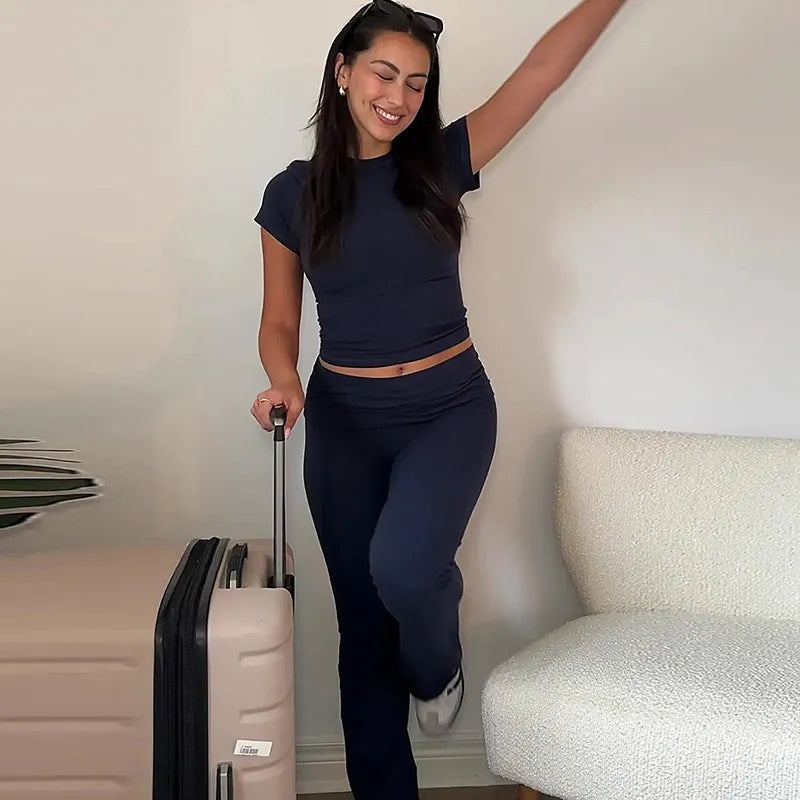 Sienna - Todelt sæt med en cropped top og udstrakte bukser