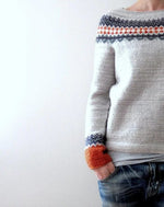 Mathilda - grå sweater i boho-stil