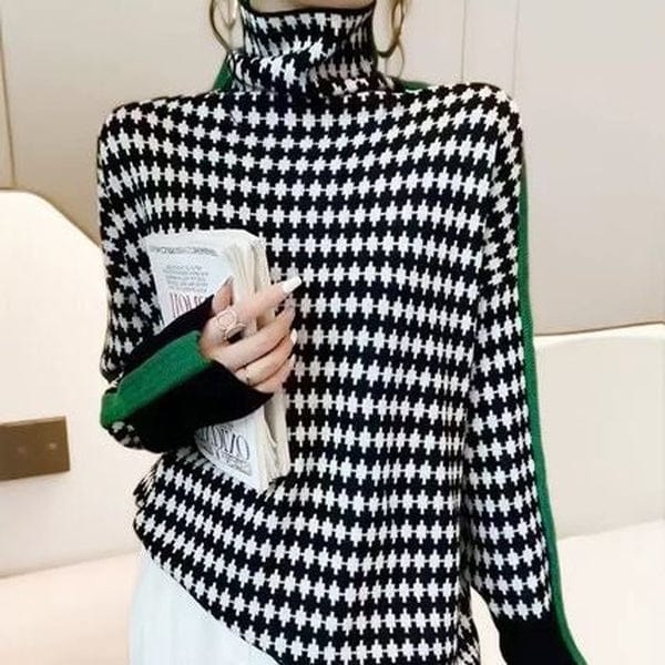 Olivia - Elegant sweater med sort og hvidt ternet mønster