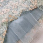 Seraphina - blomstret broderet tylnederdel med elastisk linning