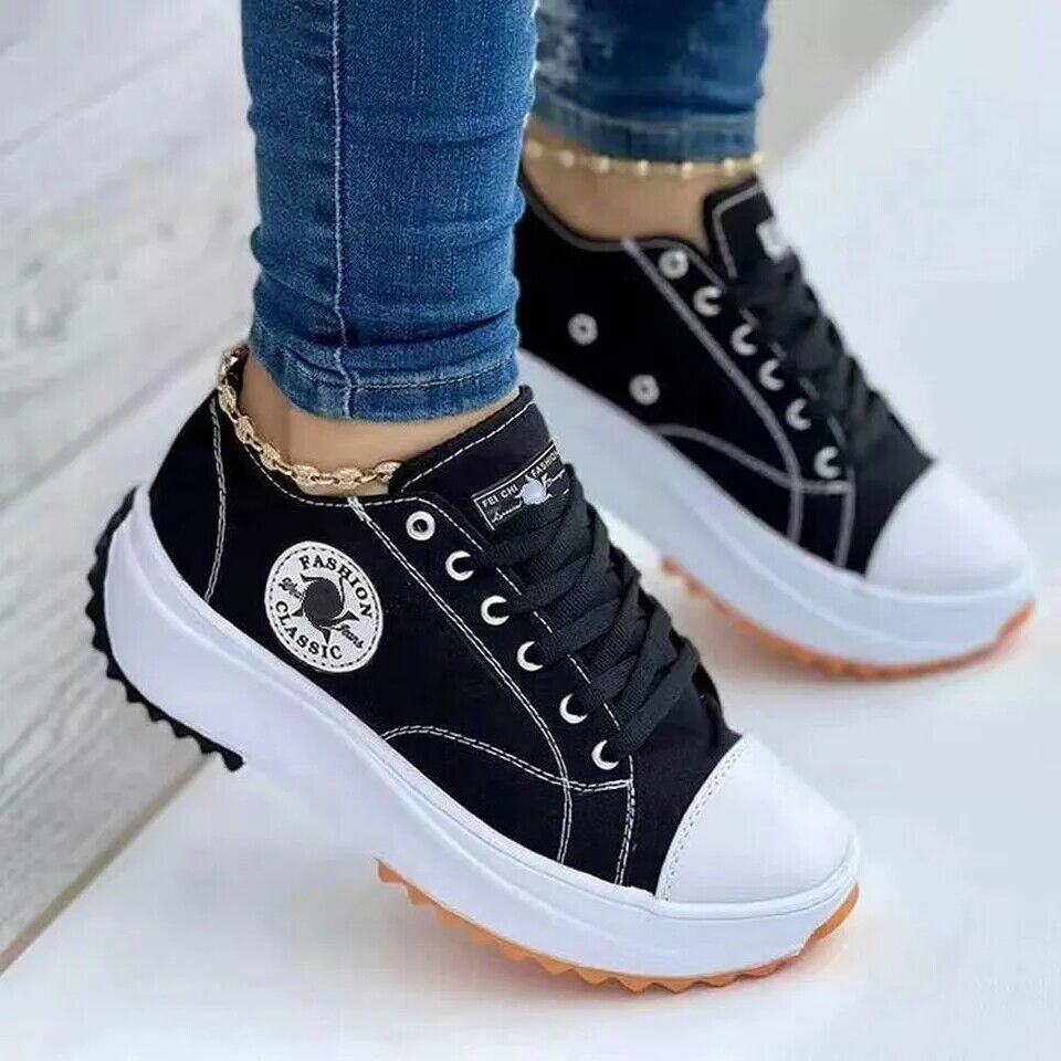Avery - Afslappede lærredssneakers med snøredesign