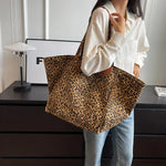 Overdimensioneret bæretaske i kanvas med leopardprint - Margaret