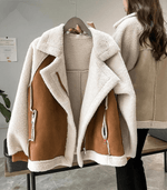 Dame Jakke - Oversized Fit - Imiteret Lammeskind - Bred Revers - Lynlåsdetaljer