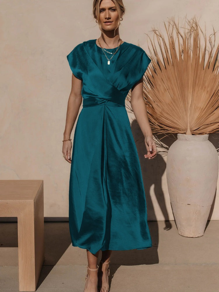 Victoria Elegant Draperet Kjole – Sofistikeret Stil til Enhver Anledning