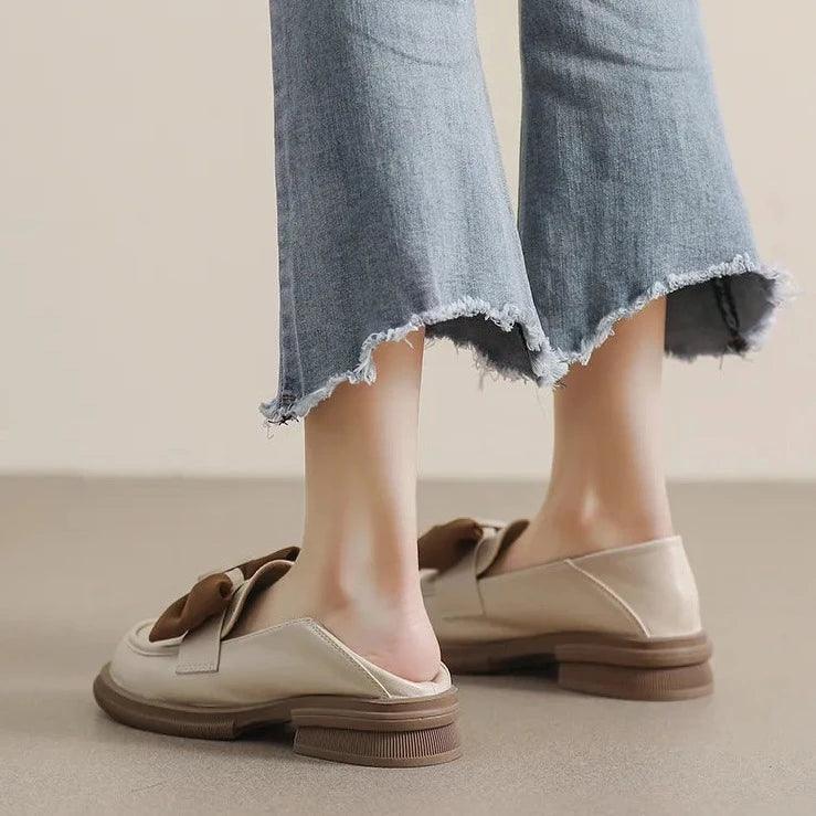 Bianca - Elegante Slipper mit Schleifen Akzent