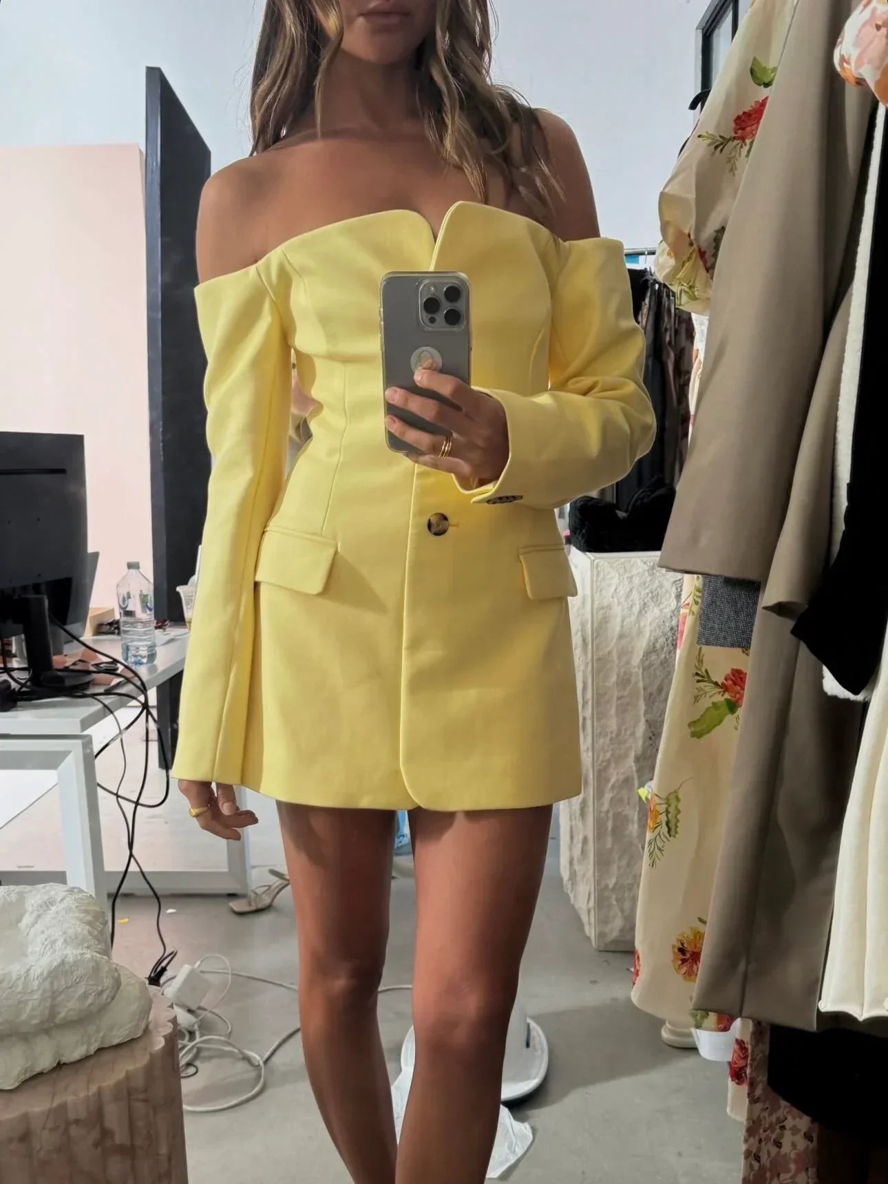 Trudis - Minikjole - Off Shoulder med talje